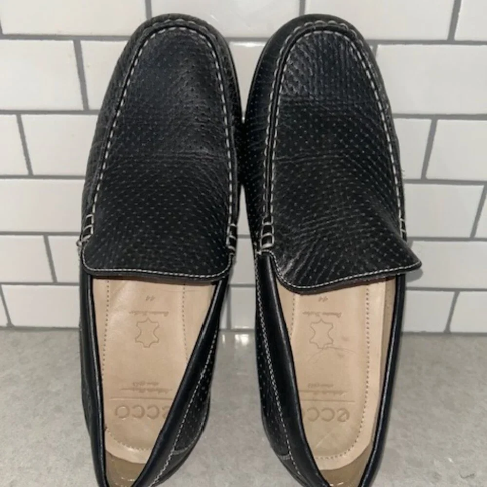 Ecco Men's Black Genuine Leather Perforated Loafers Sz 11 Excellent